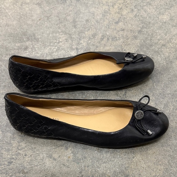 ANTONIO MELANI Black Leather Loafers with Bow Detail - Picture 2 of 3